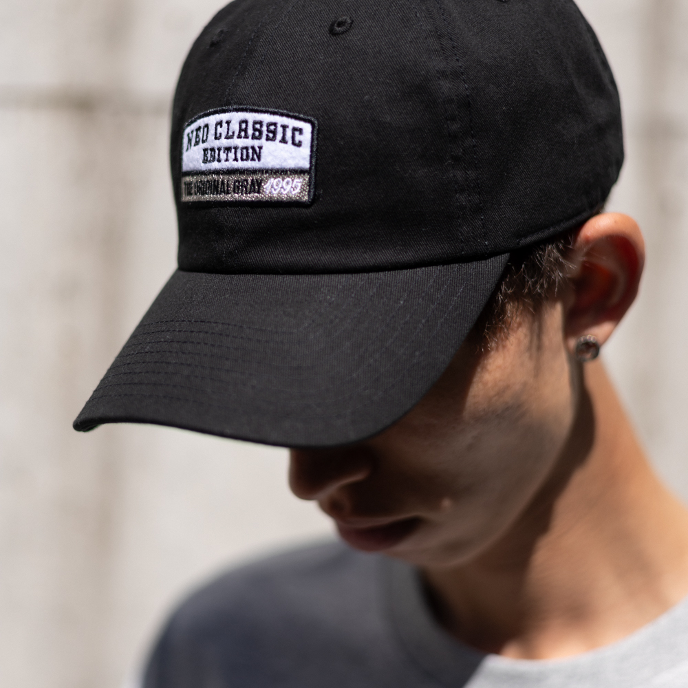 ストレートバイザーキャップ NCE コンセプトロゴ BLK