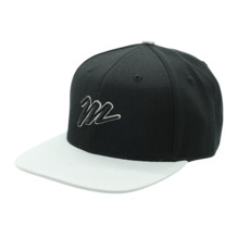 ストレートバイザーキャップ NCE Mロゴ BLK×GRY 