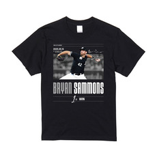 ブライアン・サモンズ投手 NPB初勝利記念 Tシャツ 詳細画像