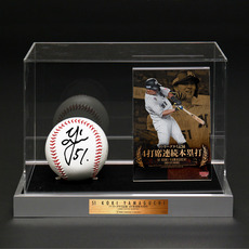 山口航輝選手 4打席連続ホームラン記念 直筆サインボール＆オリジナルトレカセット（専用ケース付） 詳細画像