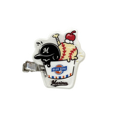 ブルーシールコラボ　アクリル前髪クリップ