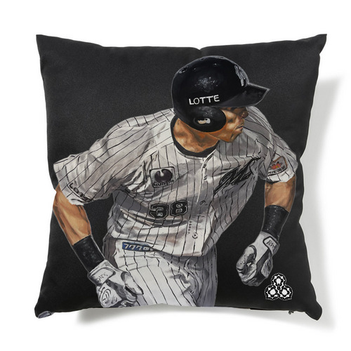 プレイヤーズ・シート2026壁面アート スクエアクッション 詳細画像 1カラー 2