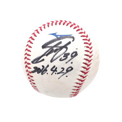 ヒーロー試合球B #39井上(2026.4.29)「勝ち越し本塁打、NPB通算11万1000号節目の一本！」