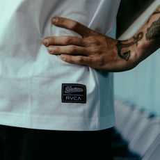 RVCA&times;MARINES BSW PT TEE 詳細画像