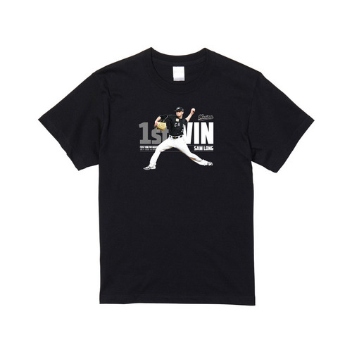 サム・ロング投手 NPB初勝利記念 Tシャツ 詳細画像 ブラック 1