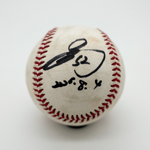 益田直也投手 通算250セーブ記念　ヒーロー試合球A
